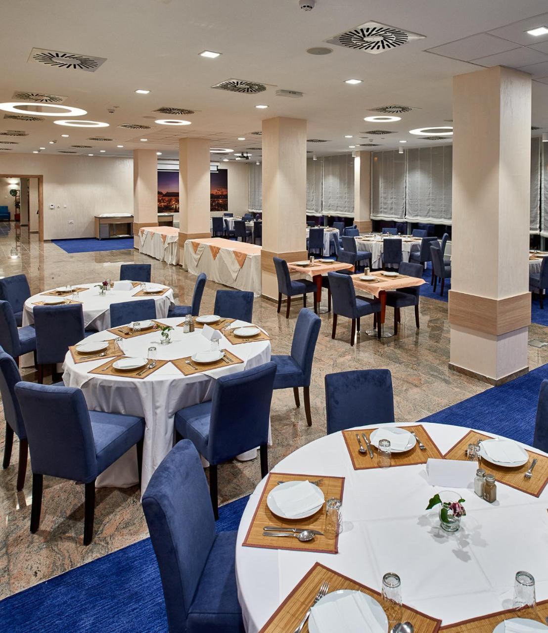 Hotel Europa Karlovac Exteriör bild
